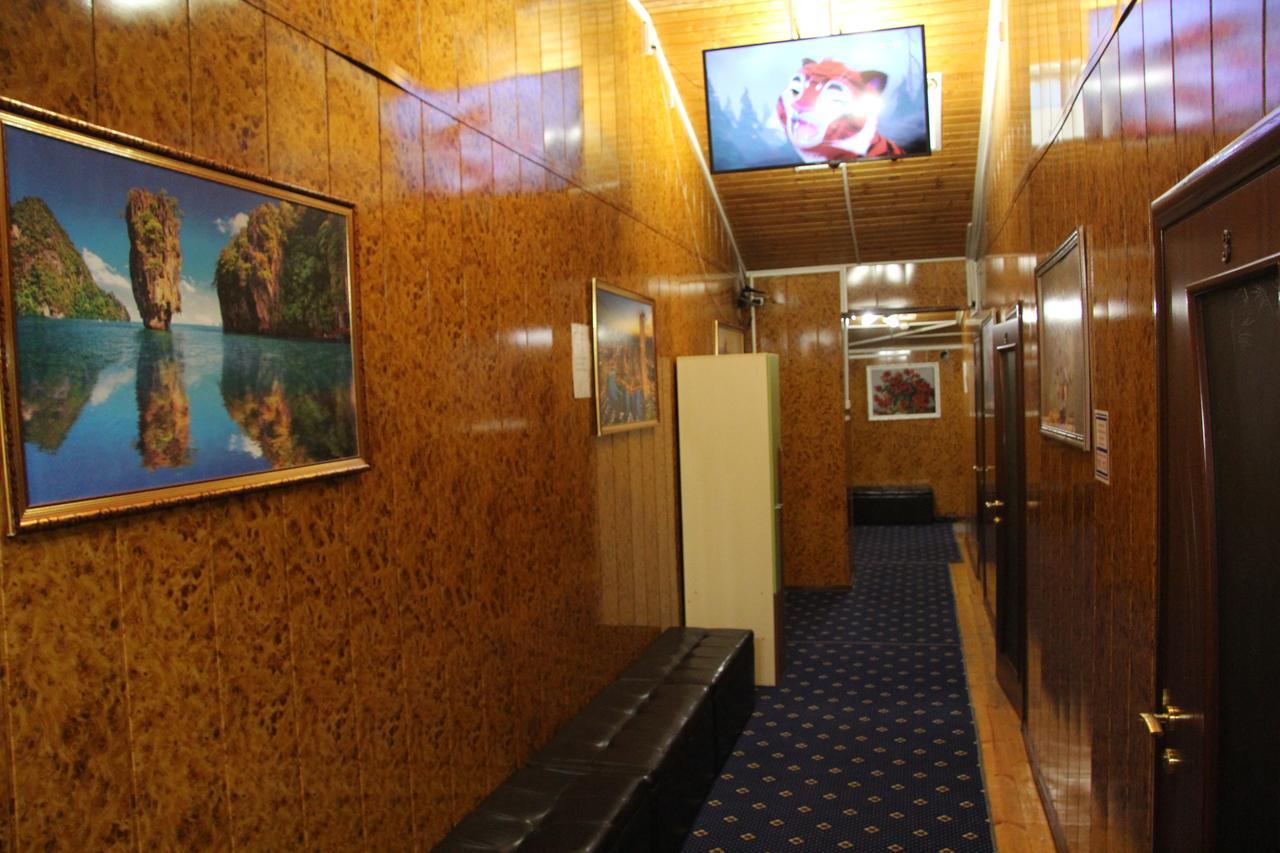 Hostel Dvorik Moscow Exterior photo